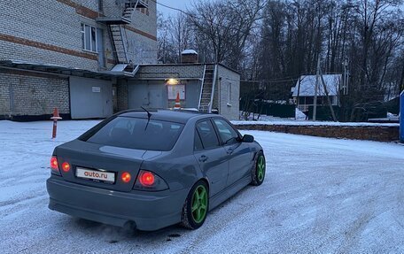 Toyota Altezza, 2001 год, 850 000 рублей, 6 фотография