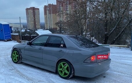 Toyota Altezza, 2001 год, 850 000 рублей, 4 фотография