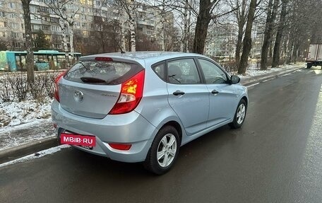 Hyundai Solaris II рестайлинг, 2012 год, 950 000 рублей, 3 фотография