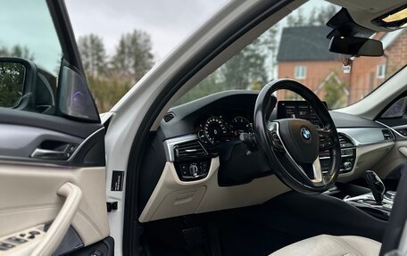 BMW 5 серия, 2018 год, 3 990 000 рублей, 11 фотография