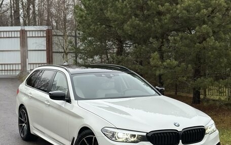 BMW 5 серия, 2018 год, 3 990 000 рублей, 2 фотография