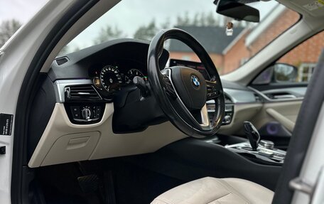 BMW 5 серия, 2018 год, 3 990 000 рублей, 12 фотография