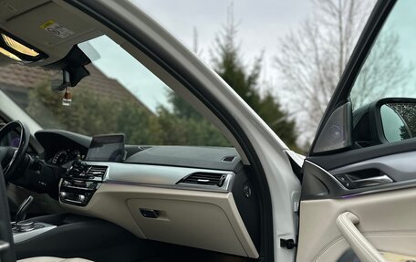 BMW 5 серия, 2018 год, 3 990 000 рублей, 17 фотография