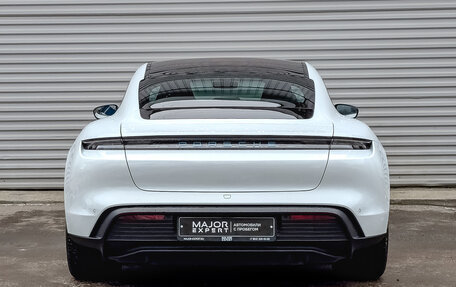 Porsche Taycan I, 2021 год, 10 000 000 рублей, 6 фотография