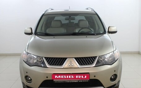 Mitsubishi Outlander III рестайлинг 3, 2008 год, 1 370 000 рублей, 2 фотография