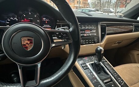 Porsche Macan I рестайлинг, 2017 год, 6 000 000 рублей, 4 фотография