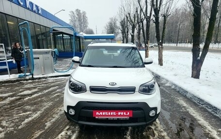 KIA Soul II рестайлинг, 2017 год, 1 820 000 рублей, 10 фотография