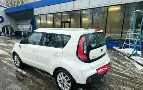 KIA Soul II рестайлинг, 2017 год, 1 820 000 рублей, 8 фотография