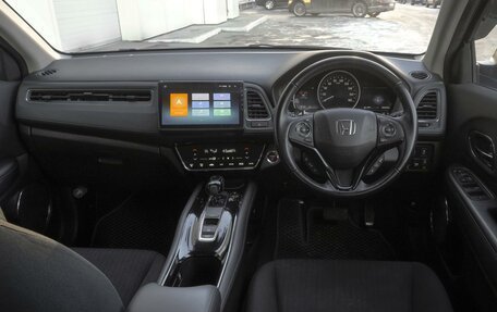 Honda Vezel, 2017 год, 1 989 000 рублей, 6 фотография