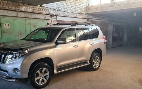 Toyota Land Cruiser Prado 150 рестайлинг 2, 2010 год, 3 100 000 рублей, 7 фотография