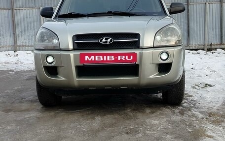 Hyundai Tucson III, 2007 год, 1 000 000 рублей, 8 фотография