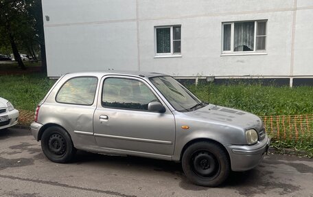 Nissan March II, 2001 год, 180 000 рублей, 3 фотография