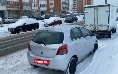 Toyota Yaris III рестайлинг, 2006 год, 570 000 рублей, 13 фотография