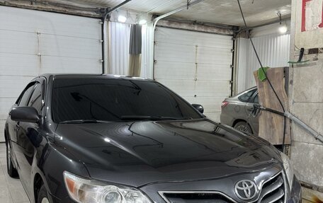 Toyota Camry, 2010 год, 1 320 000 рублей, 1 фотография