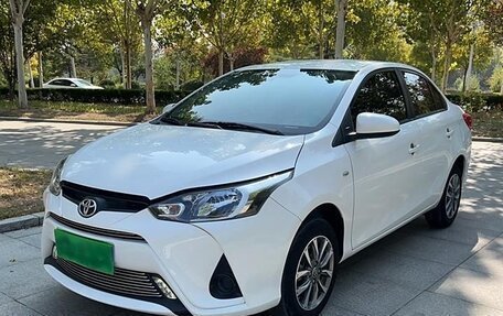 Toyota Yaris XP150 рестайлинг, 2021 год, 1 300 000 рублей, 1 фотография