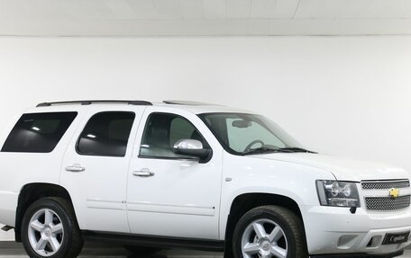 Chevrolet Tahoe III, 2011 год, 2 295 000 рублей, 3 фотография