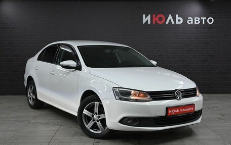 Volkswagen Jetta VI, 2013 год, 1 090 000 рублей, 3 фотография