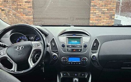 Hyundai ix35 I рестайлинг, 2013 год, 1 372 000 рублей, 30 фотография