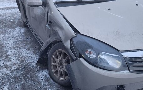 Renault Sandero I, 2012 год, 450 000 рублей, 2 фотография