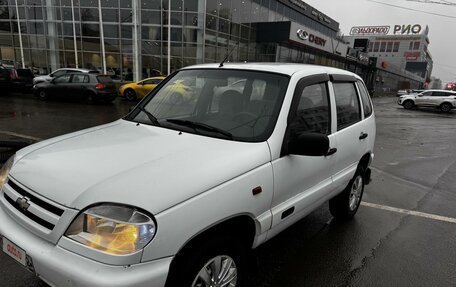 Chevrolet Niva I рестайлинг, 2003 год, 299 000 рублей, 3 фотография