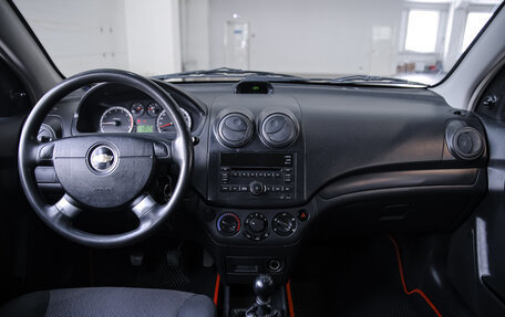 Chevrolet Aveo III, 2010 год, 300 000 рублей, 1 фотография