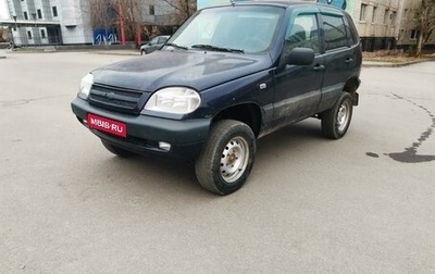 Chevrolet Niva I рестайлинг, 2004 год, 290 000 рублей, 1 фотография