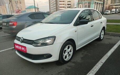 Volkswagen Polo VI (EU Market), 2012 год, 770 000 рублей, 1 фотография