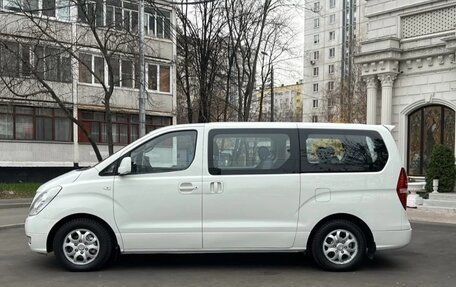 Hyundai Grand Starex Grand Starex I рестайлинг 2, 2009 год, 1 350 000 рублей, 4 фотография