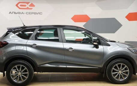 Renault Kaptur I рестайлинг, 2018 год, 1 370 000 рублей, 4 фотография