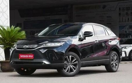 Toyota Harrier, 2024 год, 3 820 000 рублей, 1 фотография