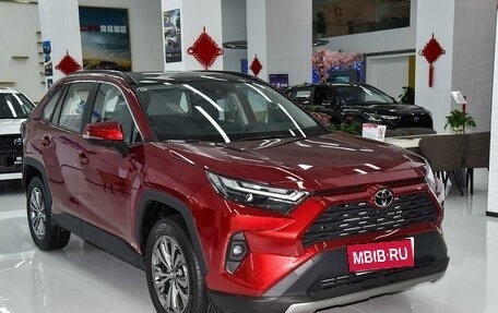 Toyota RAV4, 2024 год, 3 290 000 рублей, 19 фотография