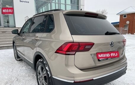 Volkswagen Tiguan II, 2021 год, 3 397 000 рублей, 8 фотография