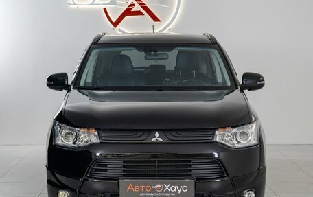 Mitsubishi Outlander III рестайлинг 3, 2013 год, 1 835 000 рублей, 2 фотография