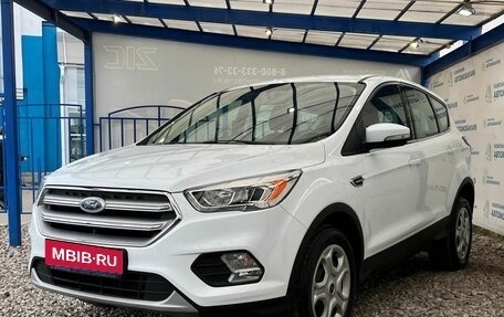 Ford Kuga III, 2016 год, 1 949 000 рублей, 1 фотография