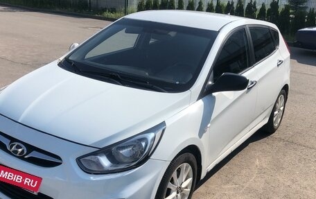 Hyundai Solaris II рестайлинг, 2011 год, 654 321 рублей, 10 фотография