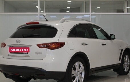 Infiniti QX70, 2014 год, 2 233 000 рублей, 5 фотография