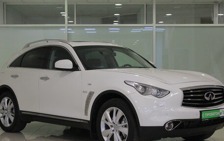 Infiniti QX70, 2014 год, 2 233 000 рублей, 7 фотография