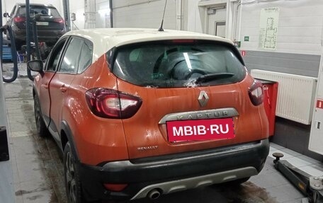 Renault Kaptur I рестайлинг, 2017 год, 1 392 000 рублей, 4 фотография