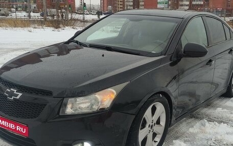 Chevrolet Cruze II, 2010 год, 570 000 рублей, 4 фотография