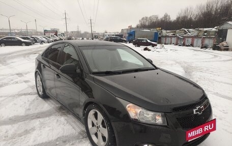 Chevrolet Cruze II, 2010 год, 570 000 рублей, 3 фотография