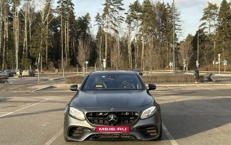 Mercedes-Benz E-Класс AMG, 2017 год, 8 350 000 рублей, 33 фотография