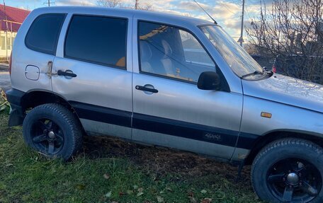 Chevrolet Niva I рестайлинг, 2003 год, 325 000 рублей, 5 фотография