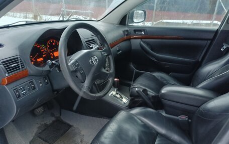 Toyota Avensis III рестайлинг, 2007 год, 910 000 рублей, 8 фотография