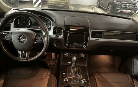 Volkswagen Touareg III, 2013 год, 2 800 000 рублей, 13 фотография