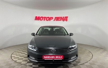 Volkswagen Passat B8 рестайлинг, 2016 год, 1 689 000 рублей, 2 фотография