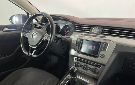 Volkswagen Passat B8 рестайлинг, 2016 год, 1 689 000 рублей, 18 фотография