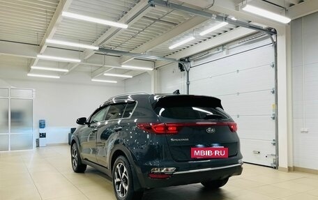 KIA Sportage IV рестайлинг, 2018 год, 2 499 000 рублей, 4 фотография