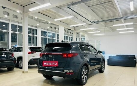 KIA Sportage IV рестайлинг, 2018 год, 2 499 000 рублей, 6 фотография