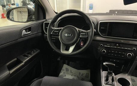 KIA Sportage IV рестайлинг, 2018 год, 2 499 000 рублей, 14 фотография