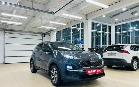 KIA Sportage IV рестайлинг, 2018 год, 2 499 000 рублей, 8 фотография